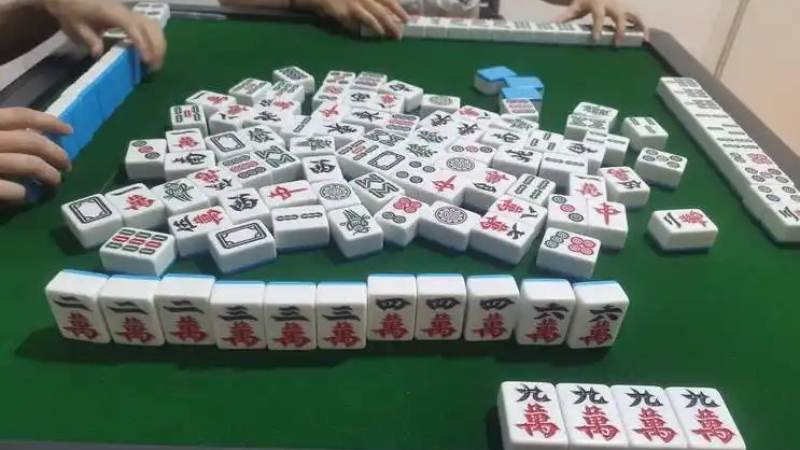 S16解说阵容怎么组成的？从官方名单到二路流的完整拆解
